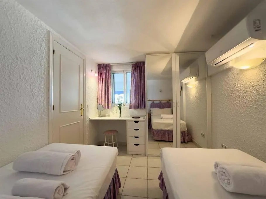Lejlighed Skol 504 -Lovely 2-Bedroom Duplex In Skol First Line Beach Marbella
